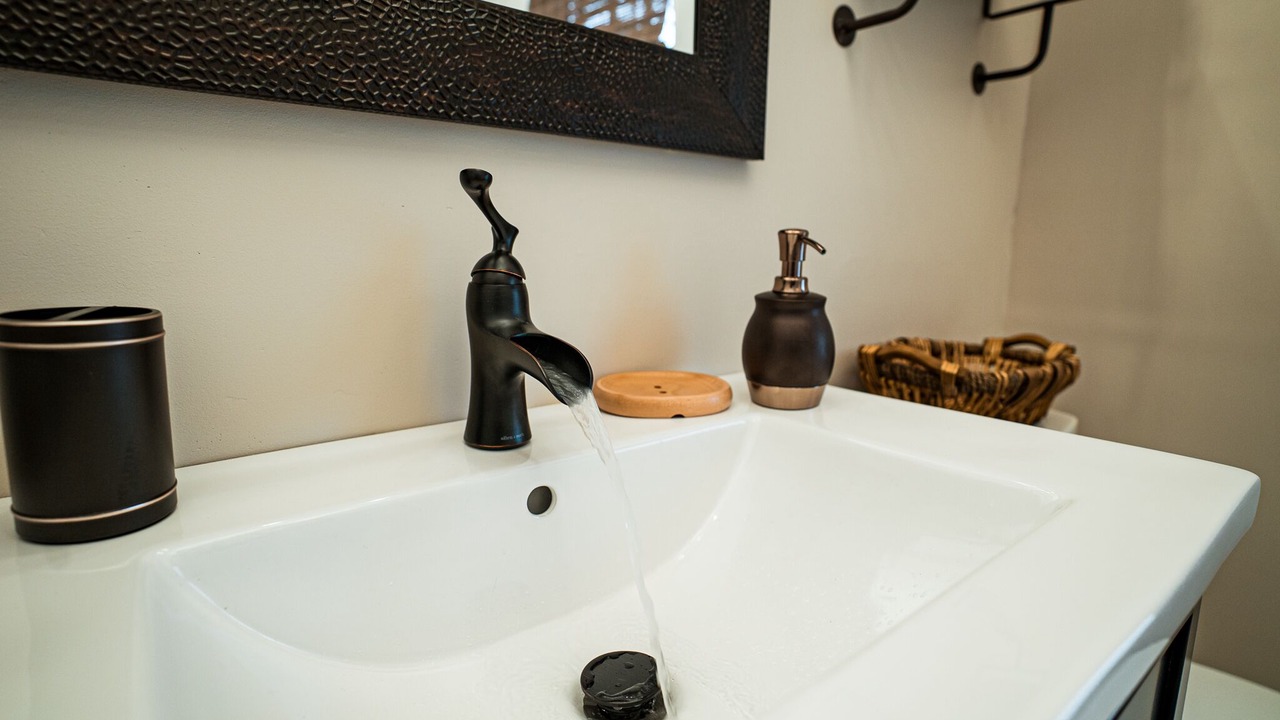 Photo of Bathroom in Appomattox