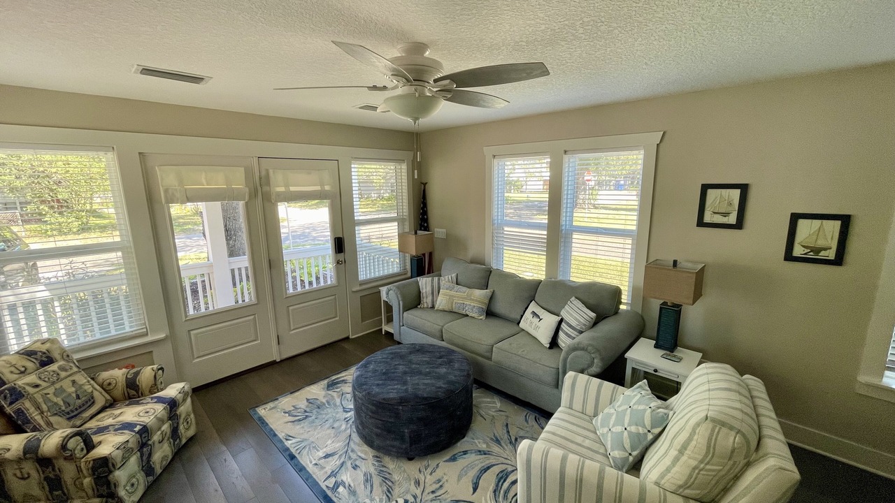 Photo of Livingroom in Fernandina Beach
