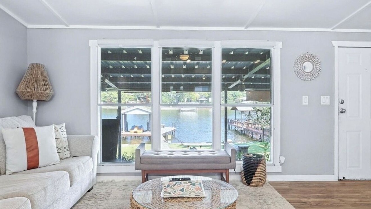 Photo of Livingroom in Enchanted Oaks