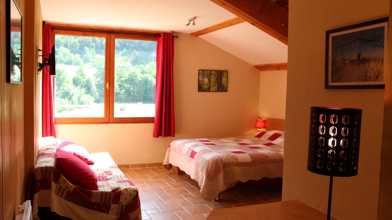Photo of Bedroom in Polignac