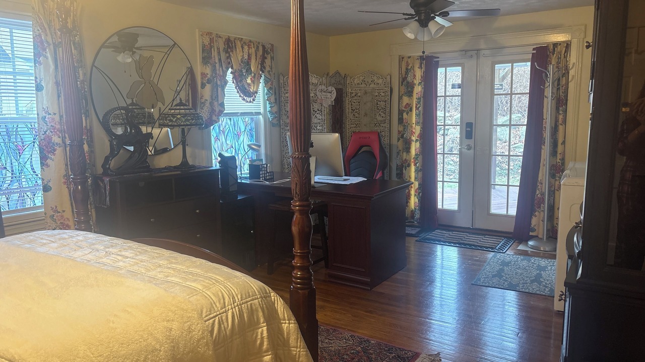 Photo of Bedroom in Millbury