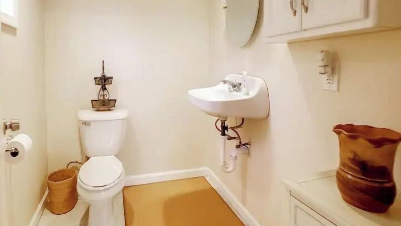 Photo of Bathroom in Pontiac