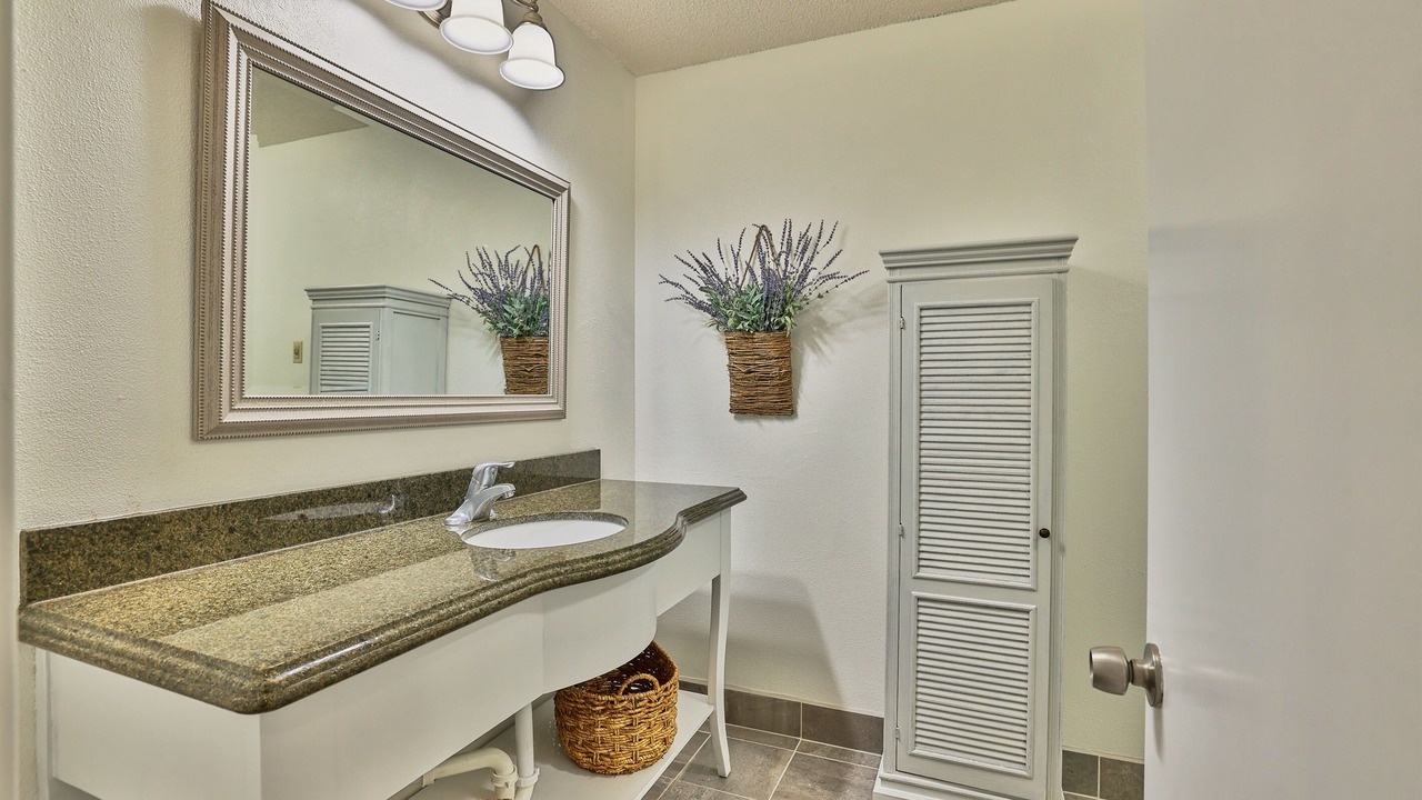 Photo of Bathroom in Lakeland
