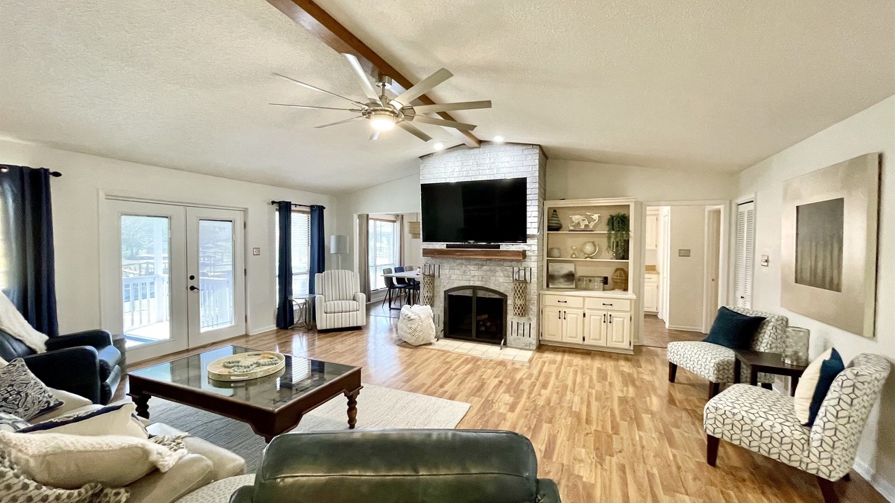 Photo of Livingroom in Lakeland