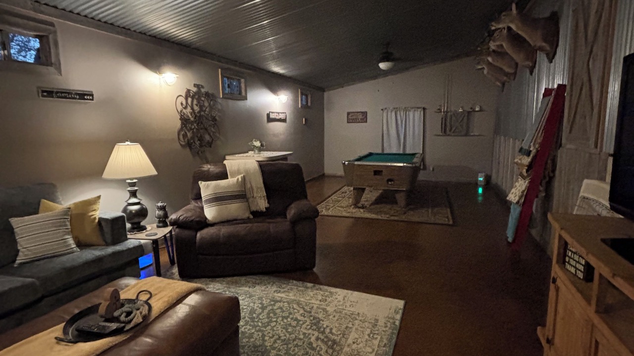 Photo of Livingroom in Kingston