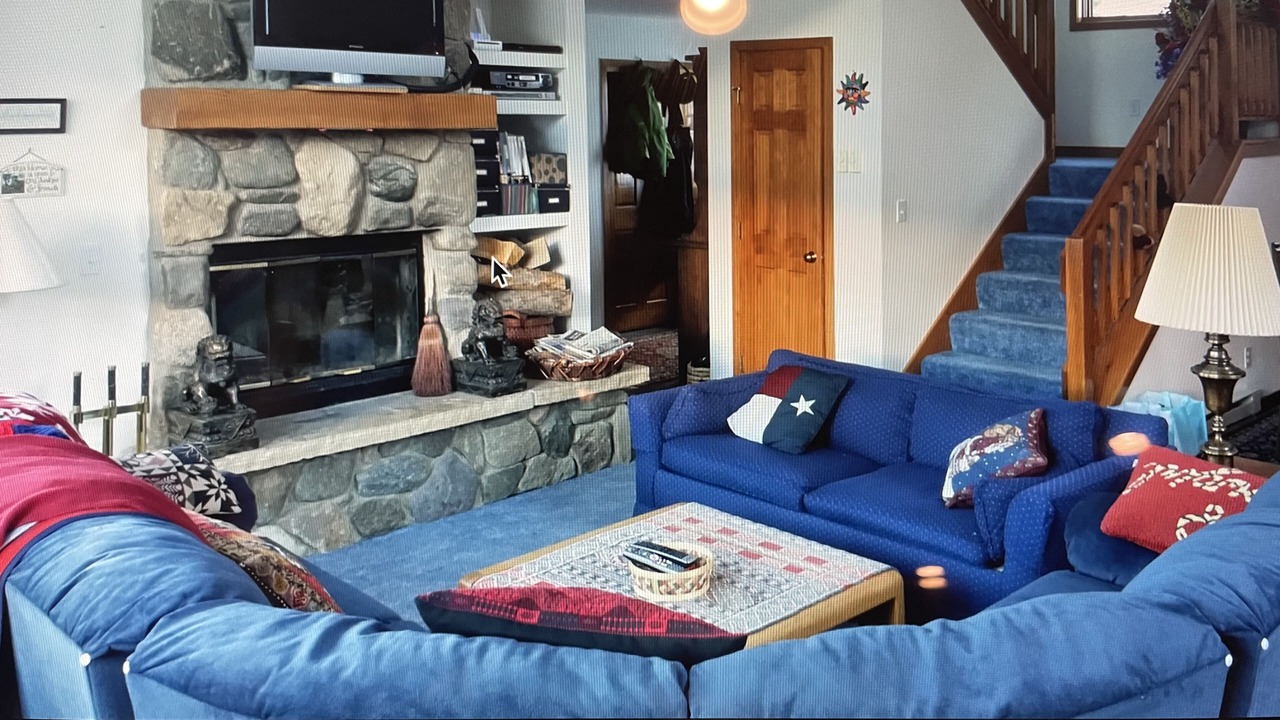 Photo of Livingroom in Blue River