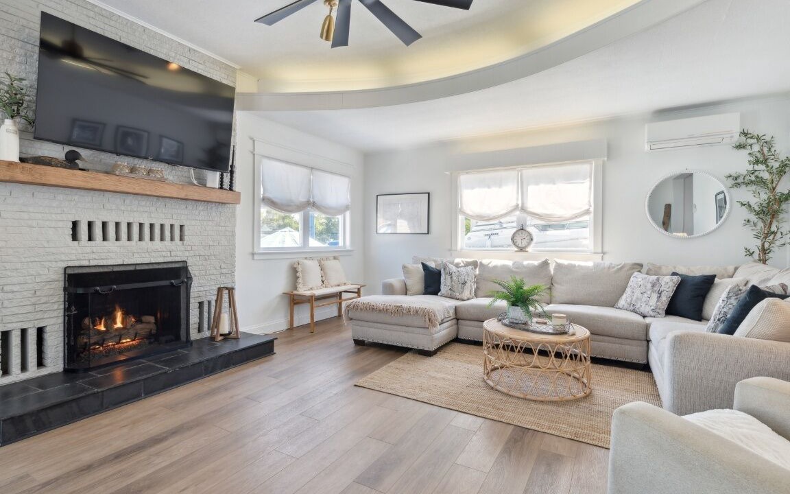 Photo of Livingroom in Edgemore