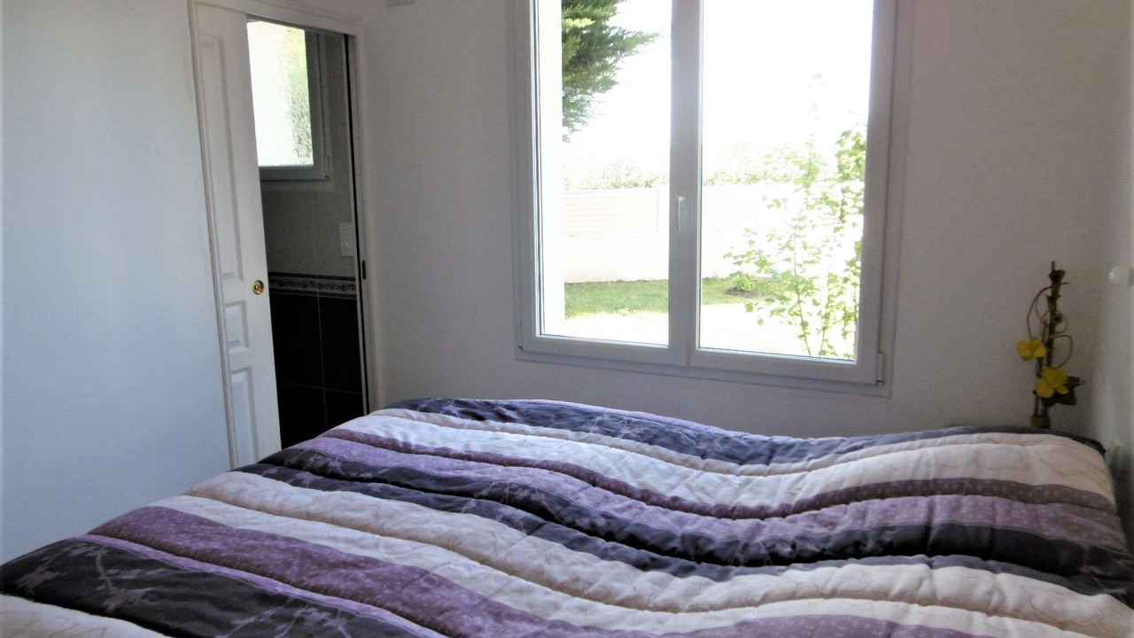 Photo of Bedroom in Saint-Gildas-de-Rhuys