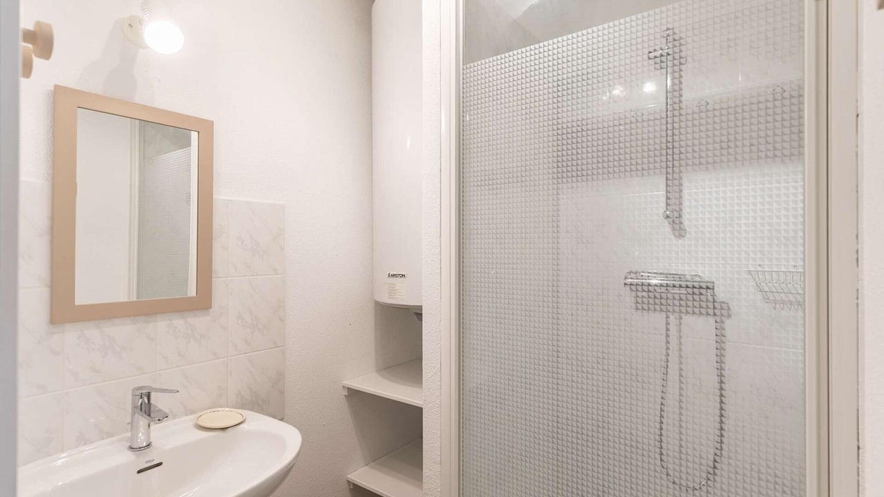 Photo of Bathroom in Esquieze-Sere