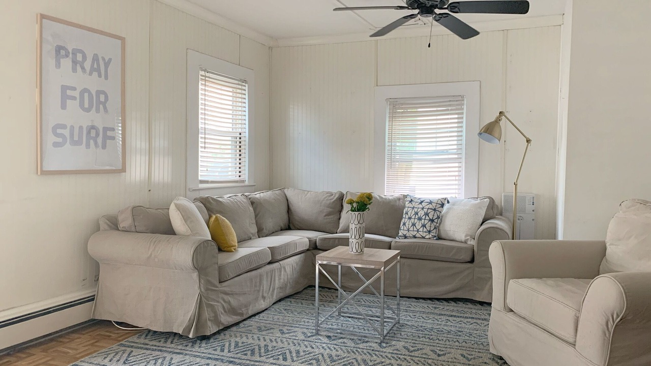 Photo of Livingroom in Spring Lake