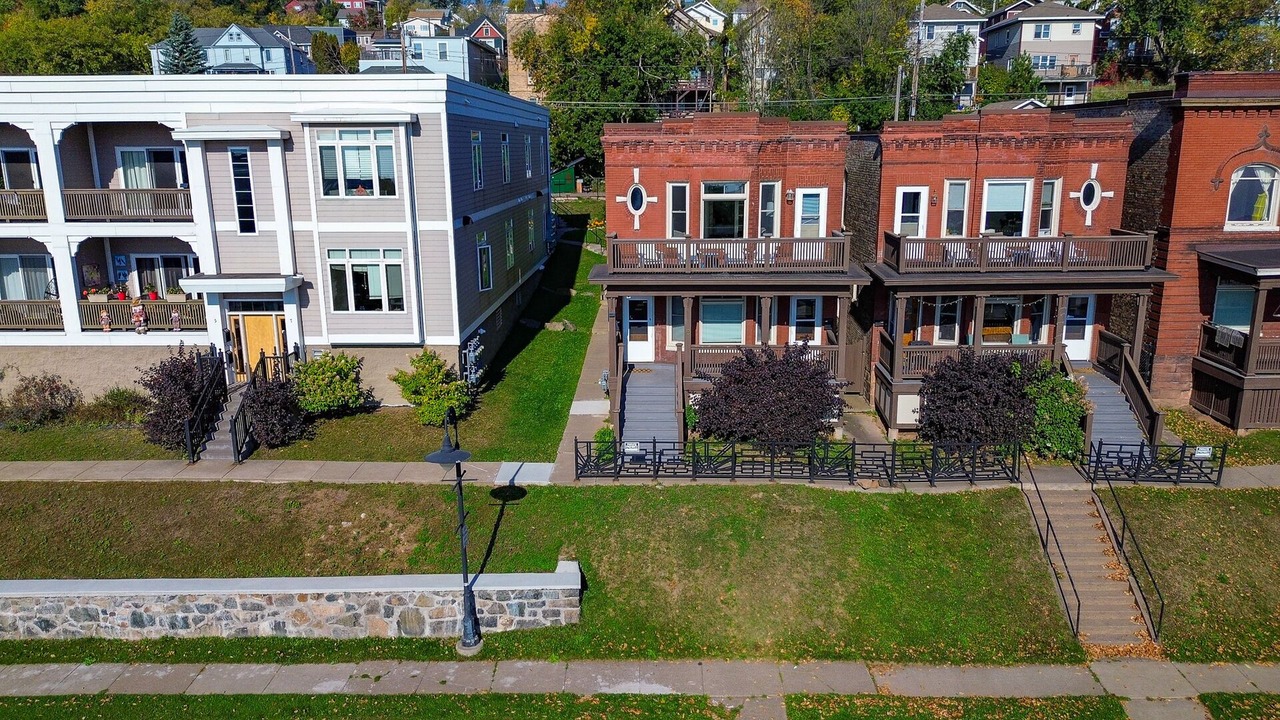Photo of Outdoor in Central Hillside