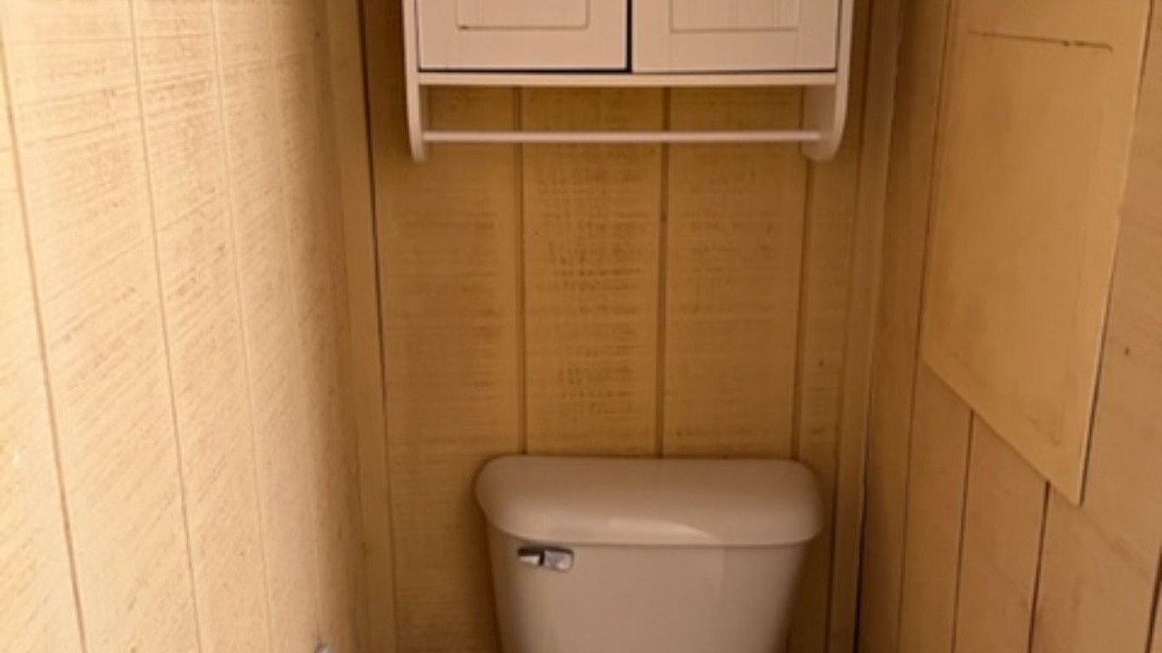 Photo of Bathroom in Paddock Lake