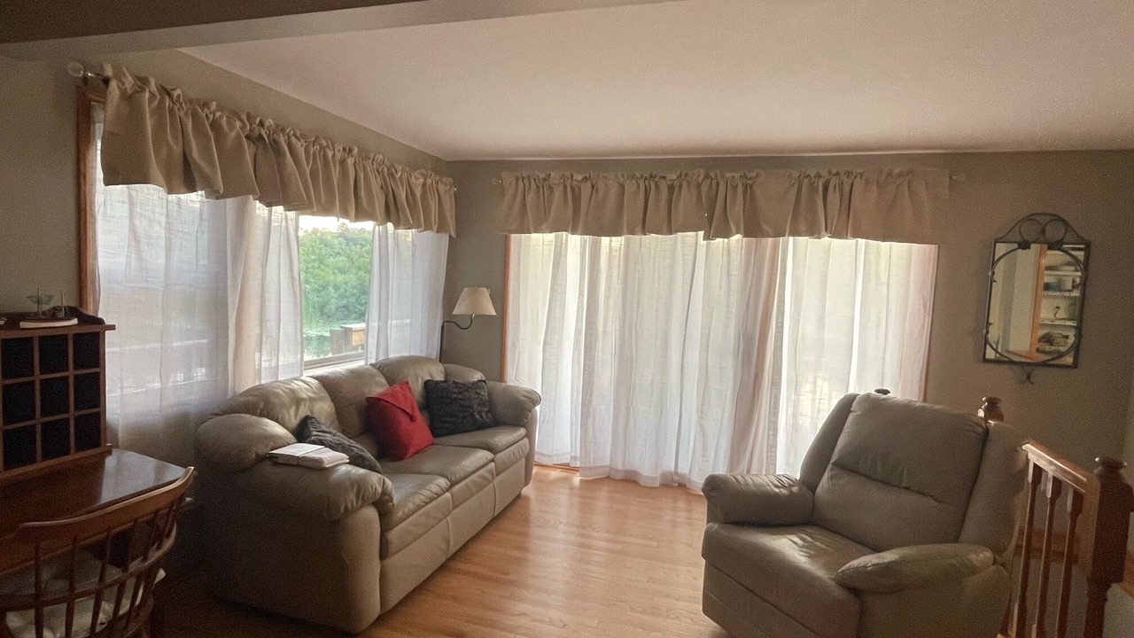 Photo of Livingroom in Paddock Lake