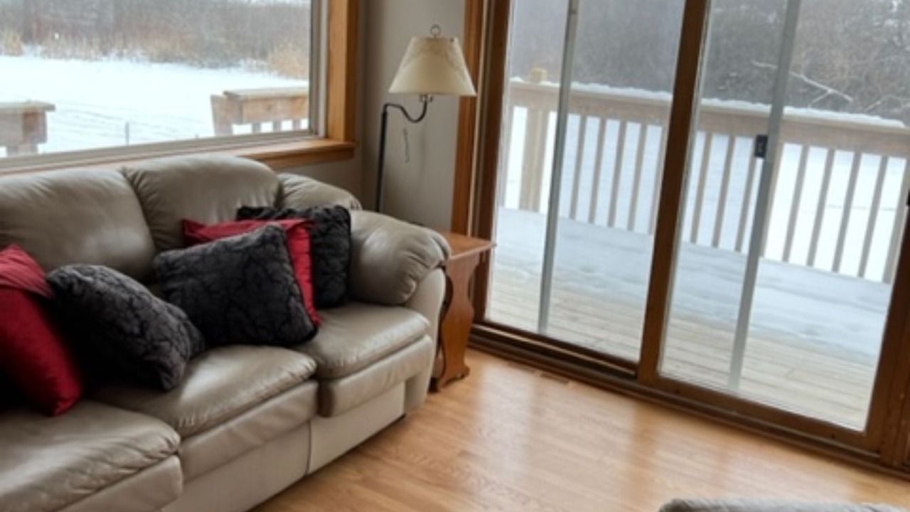 Photo of Livingroom in Paddock Lake