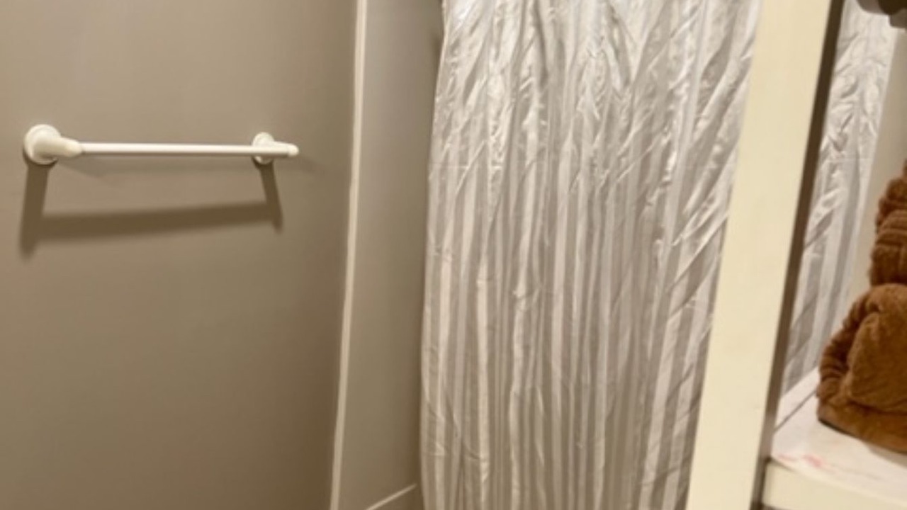 Photo of Bathroom in Paddock Lake