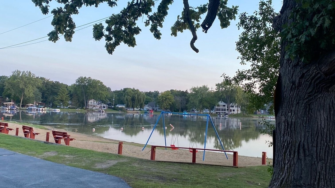 Photo of Others in Paddock Lake