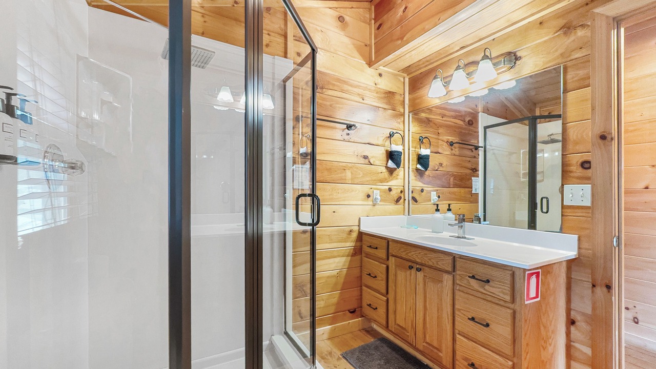 Photo of Bathroom in Pigeon Forge