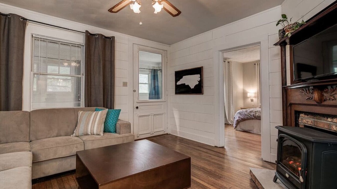 Photo of Bedroom in Candler
