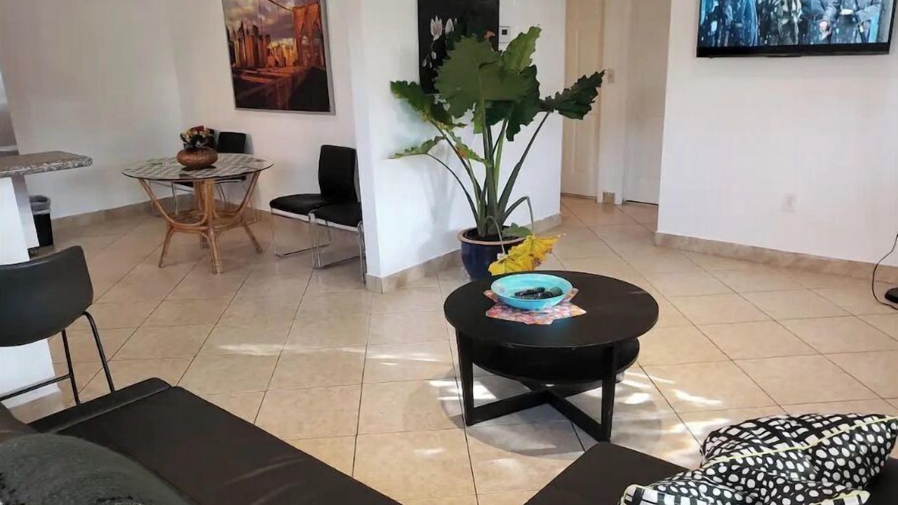 Photo of Livingroom in The Roads