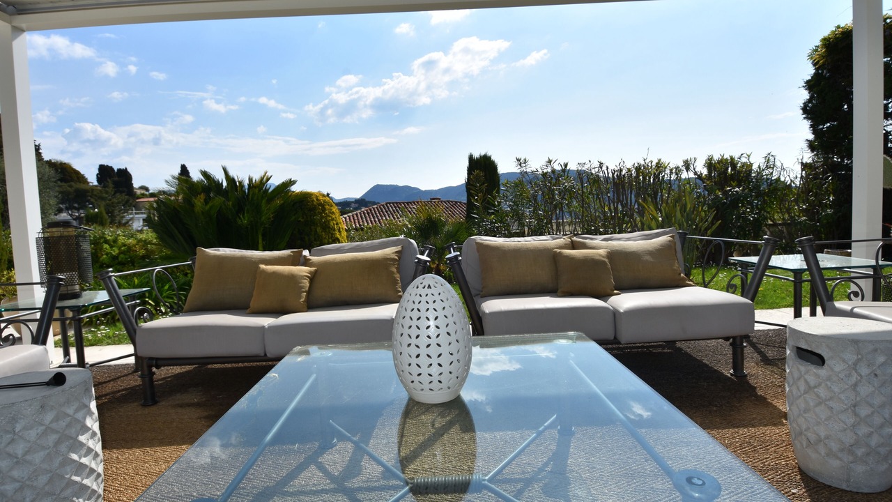 Photo of Patio Balcony in Gairaut