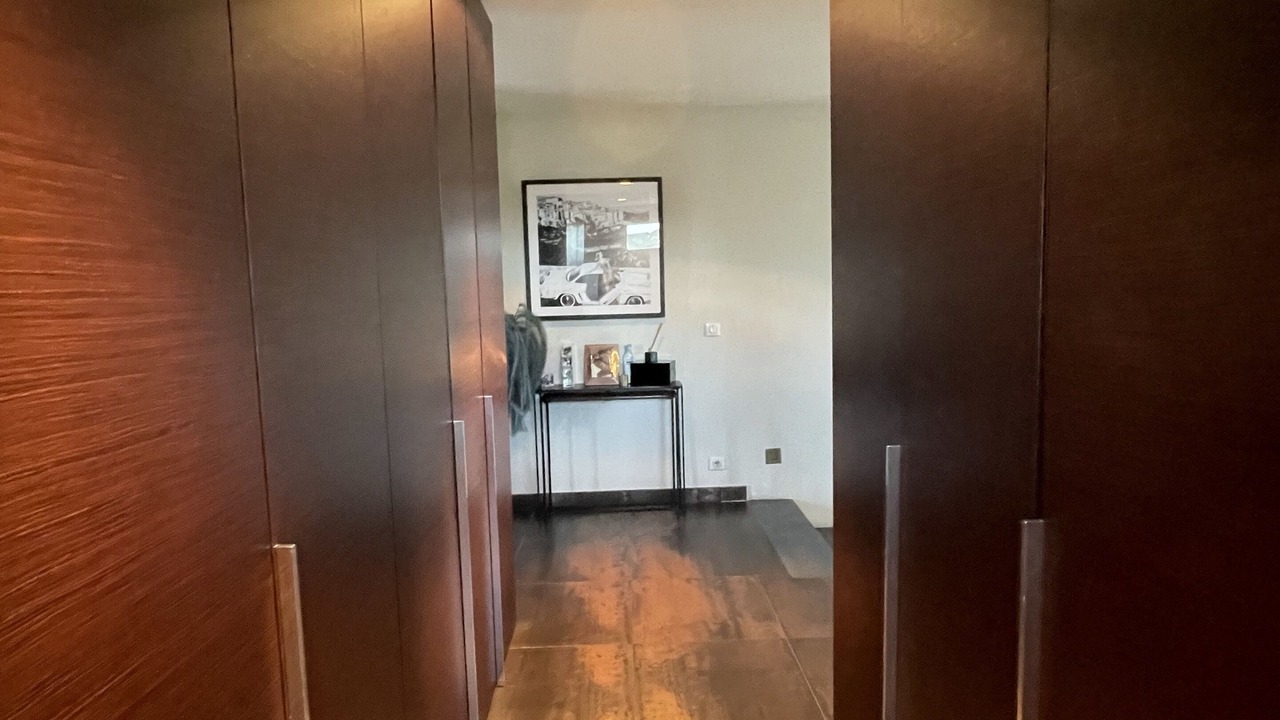 Photo of Others in Gairaut