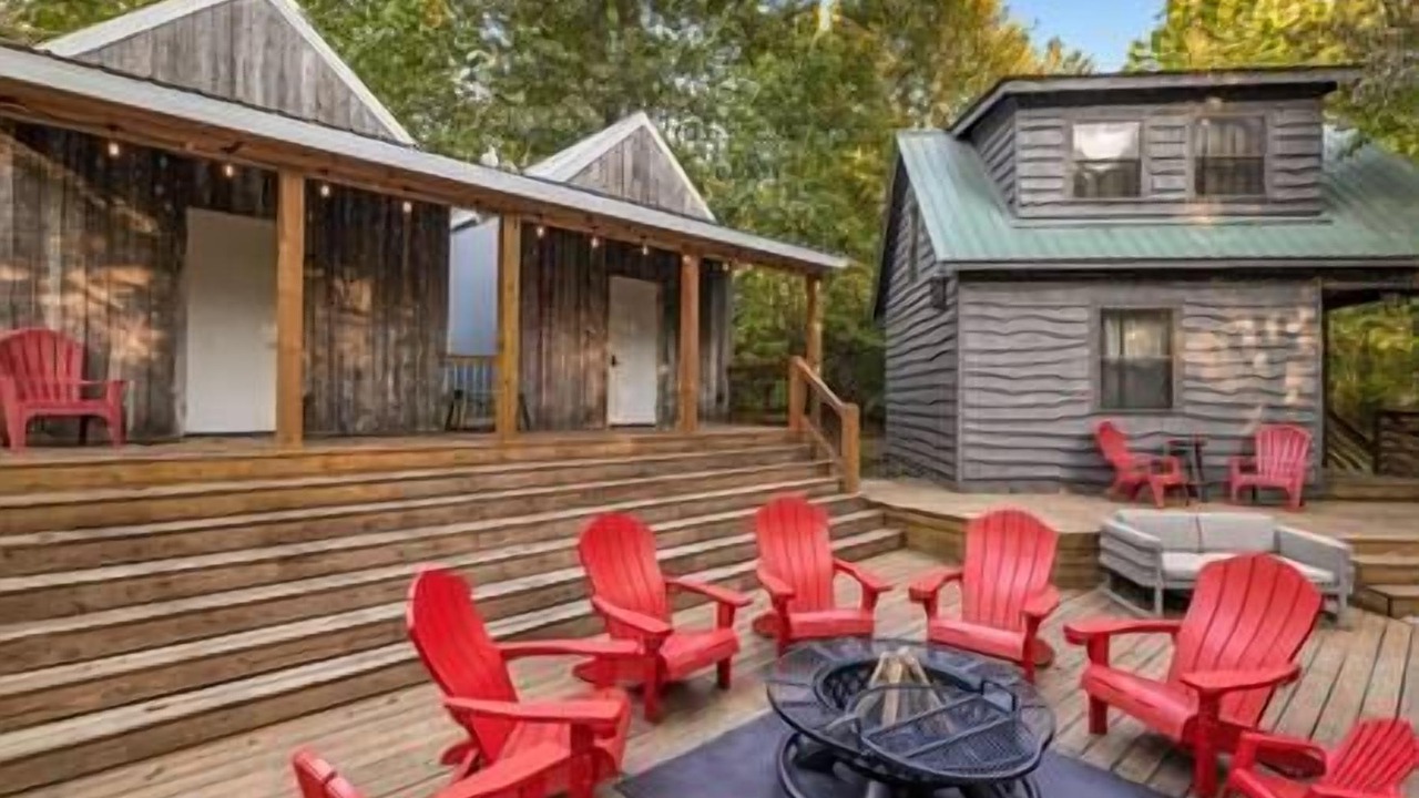 Photo of Others in Clarkson