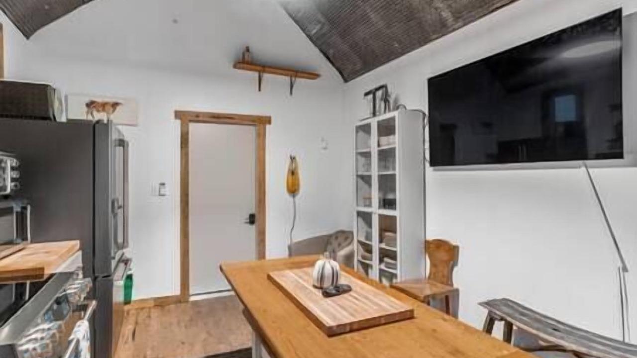 Photo of Others in Clarkson