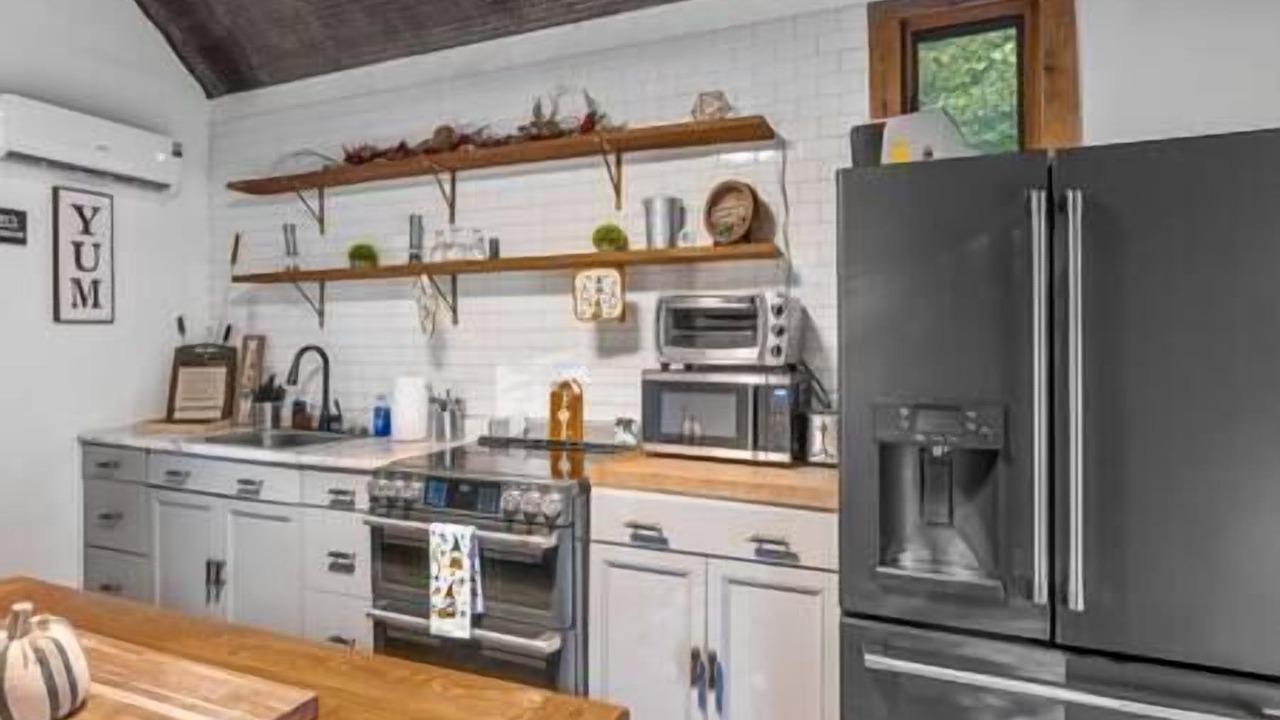 Photo of Others in Clarkson