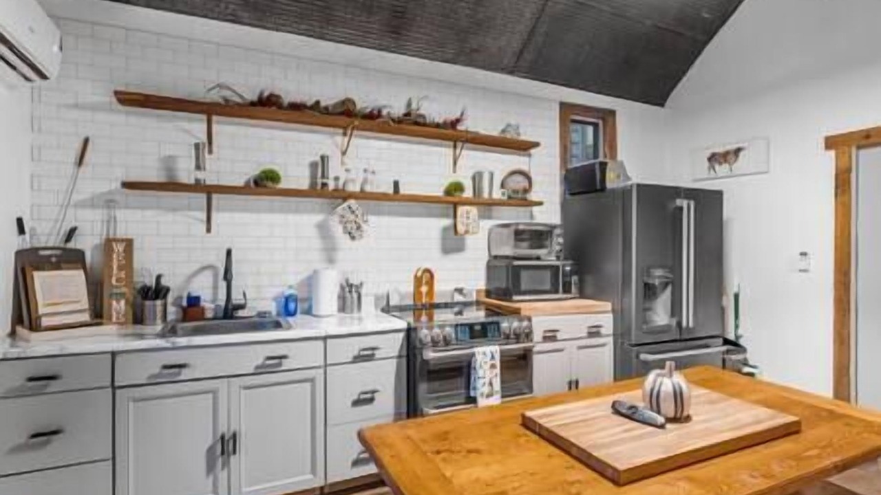 Photo of Others in Clarkson