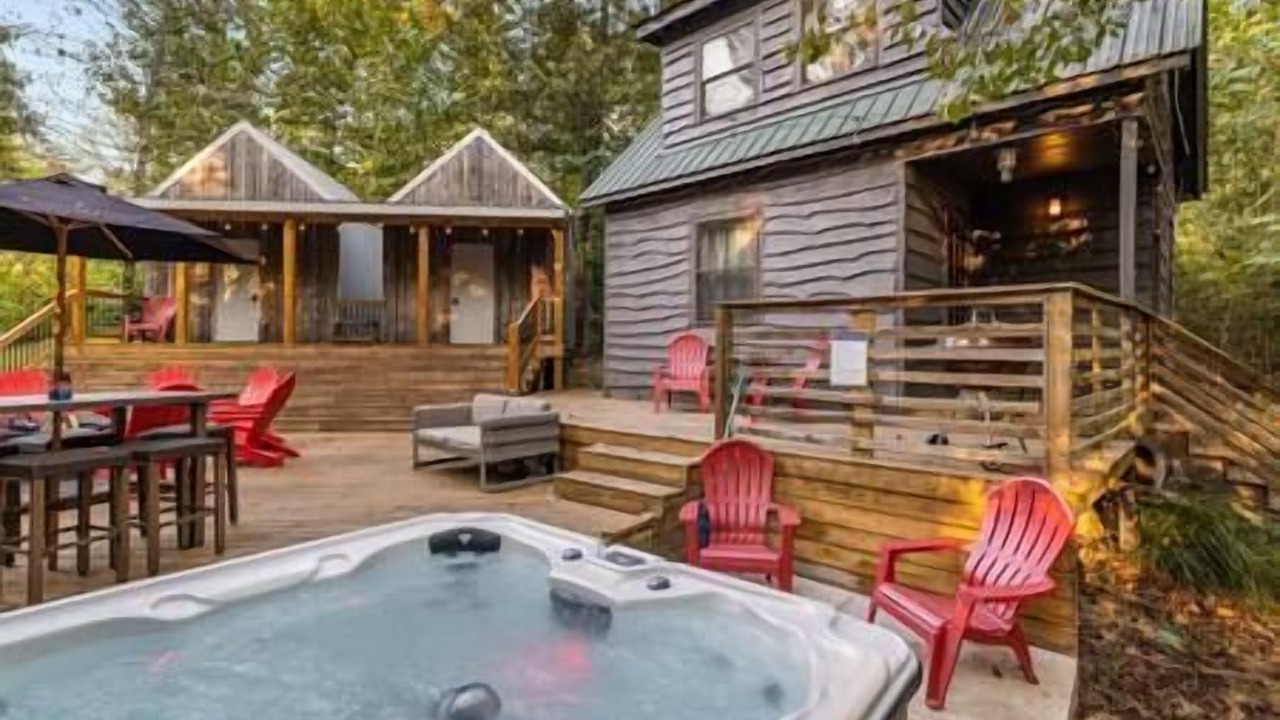 Photo of Others in Clarkson