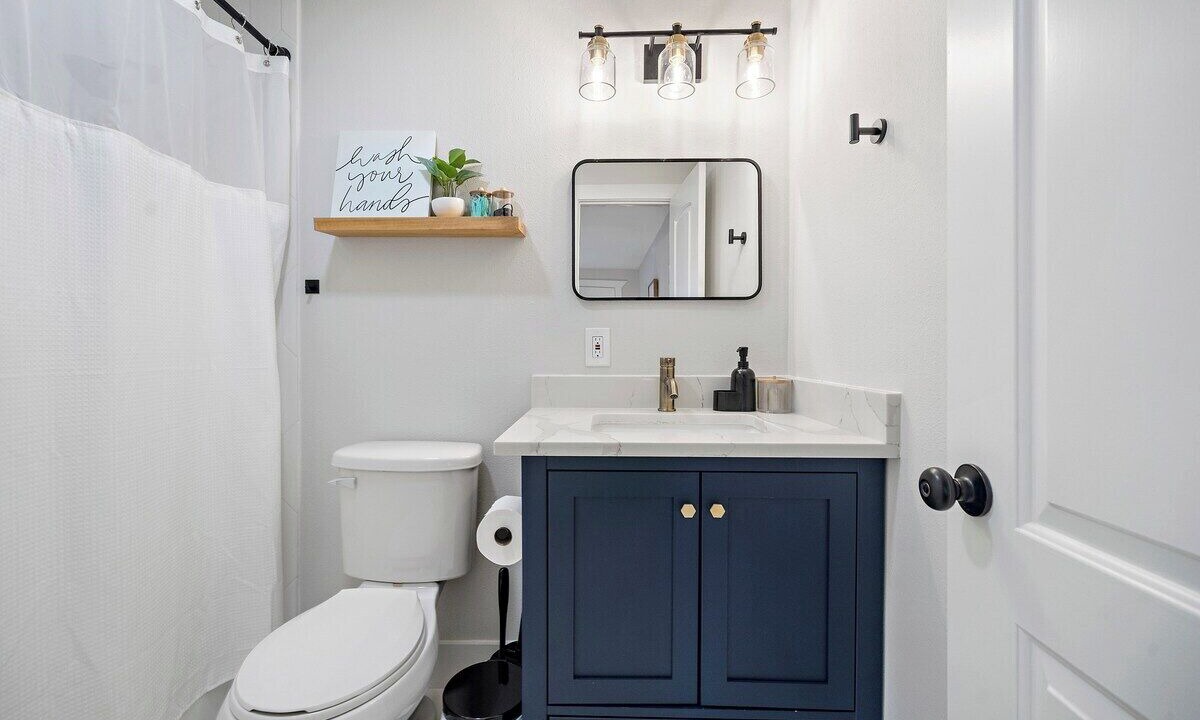 Photo of Bathroom in Shady Acres