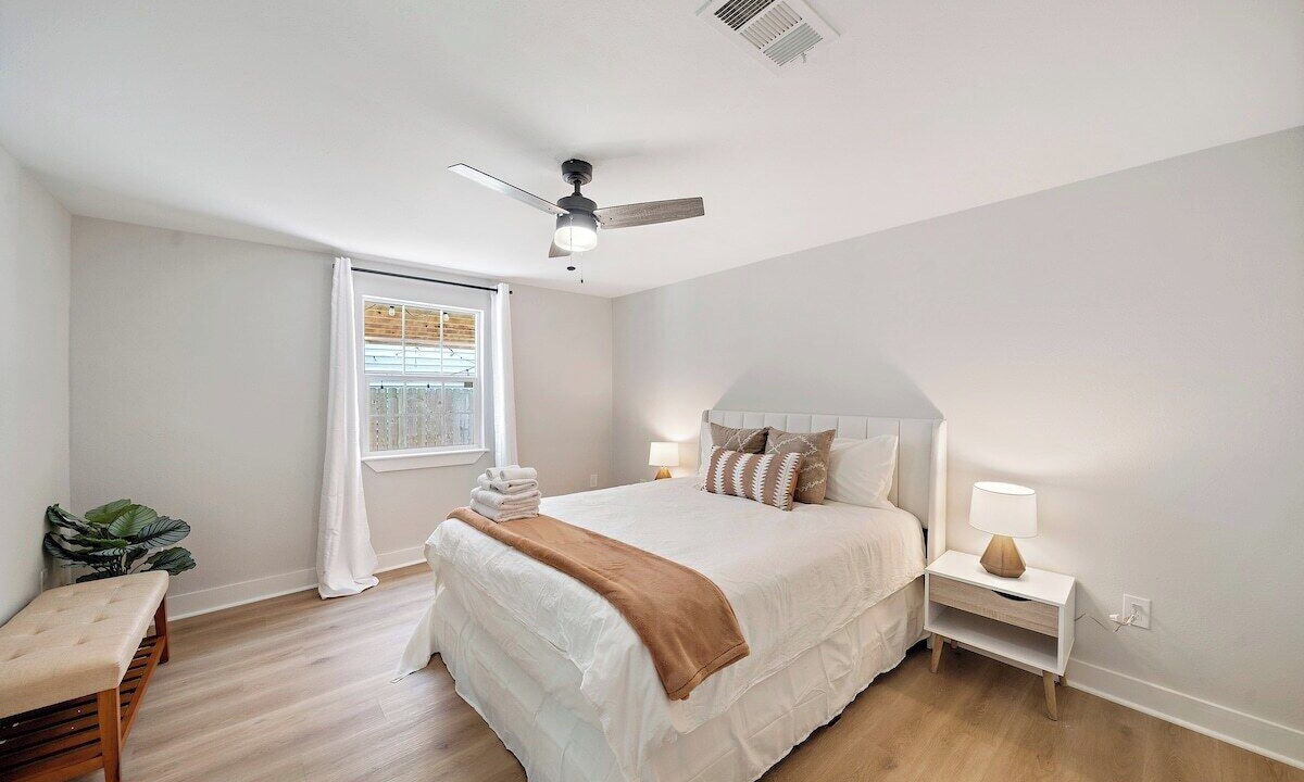 Photo of Bedroom in Shady Acres