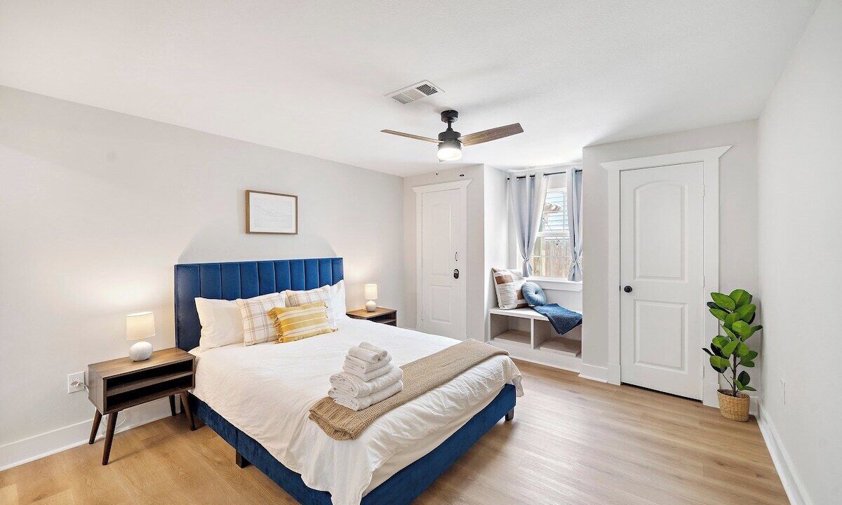 Photo of Bedroom in Shady Acres