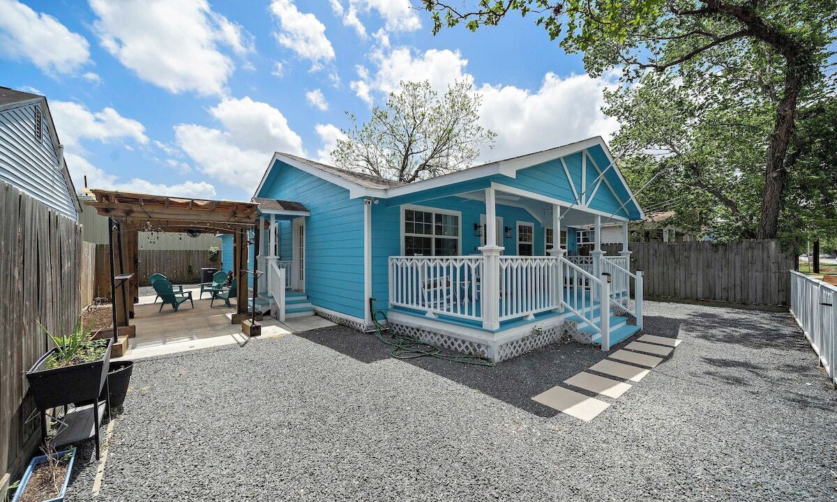 Photo of Outdoor in Shady Acres