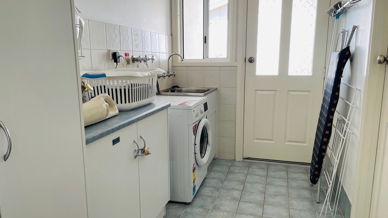 Photo of Others in Emu Bay