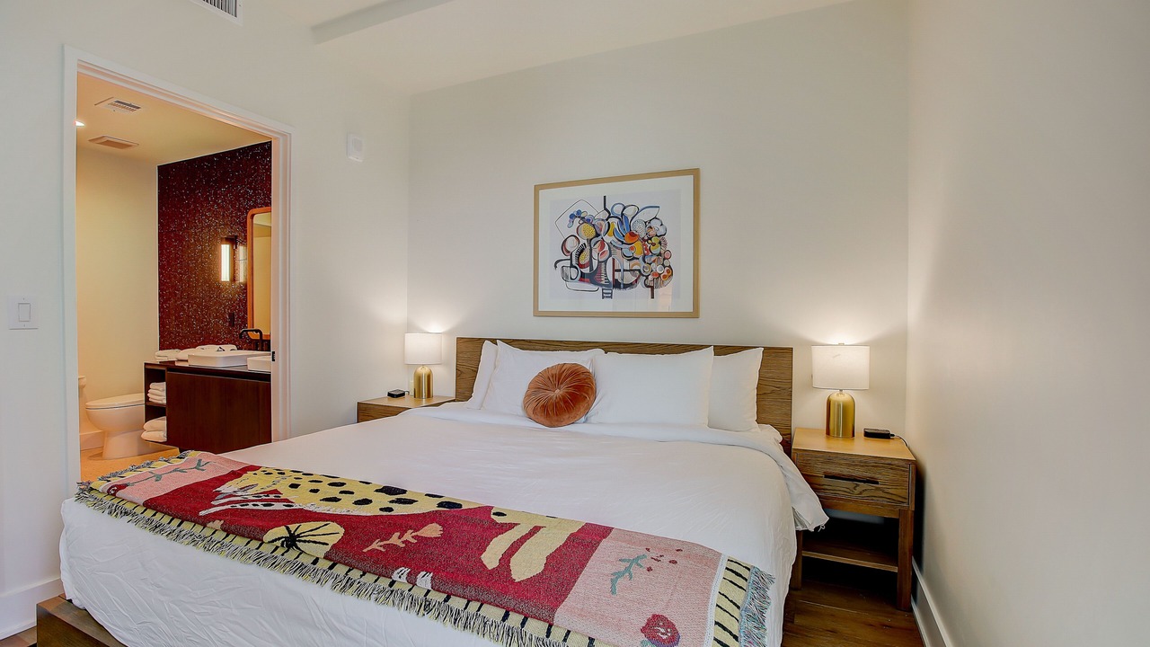 Photo of Bedroom in Rainey Street Historic District