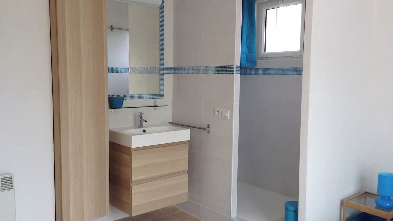 Photo of Bathroom in Biot