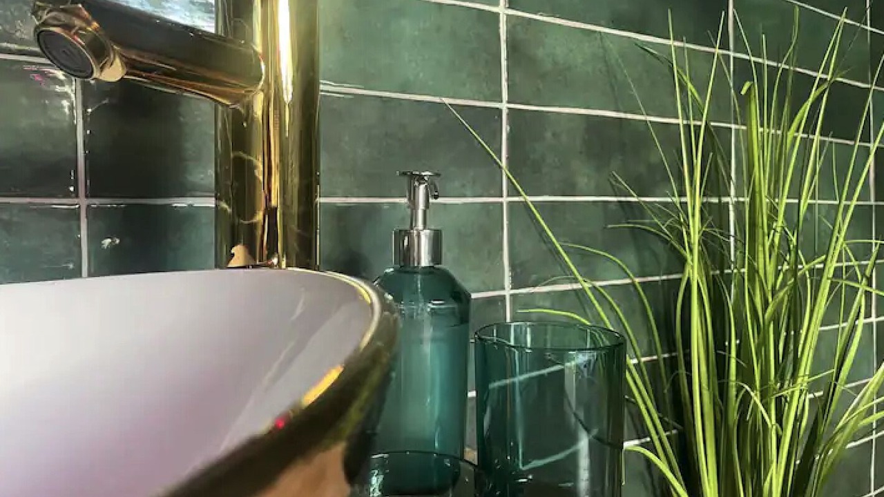 Photo of Bathroom in Jouarre