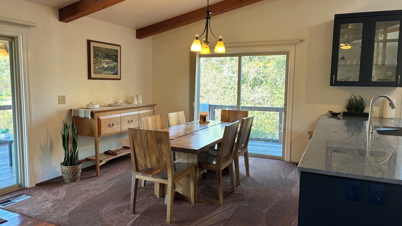 Photo of Livingroom in Auburn