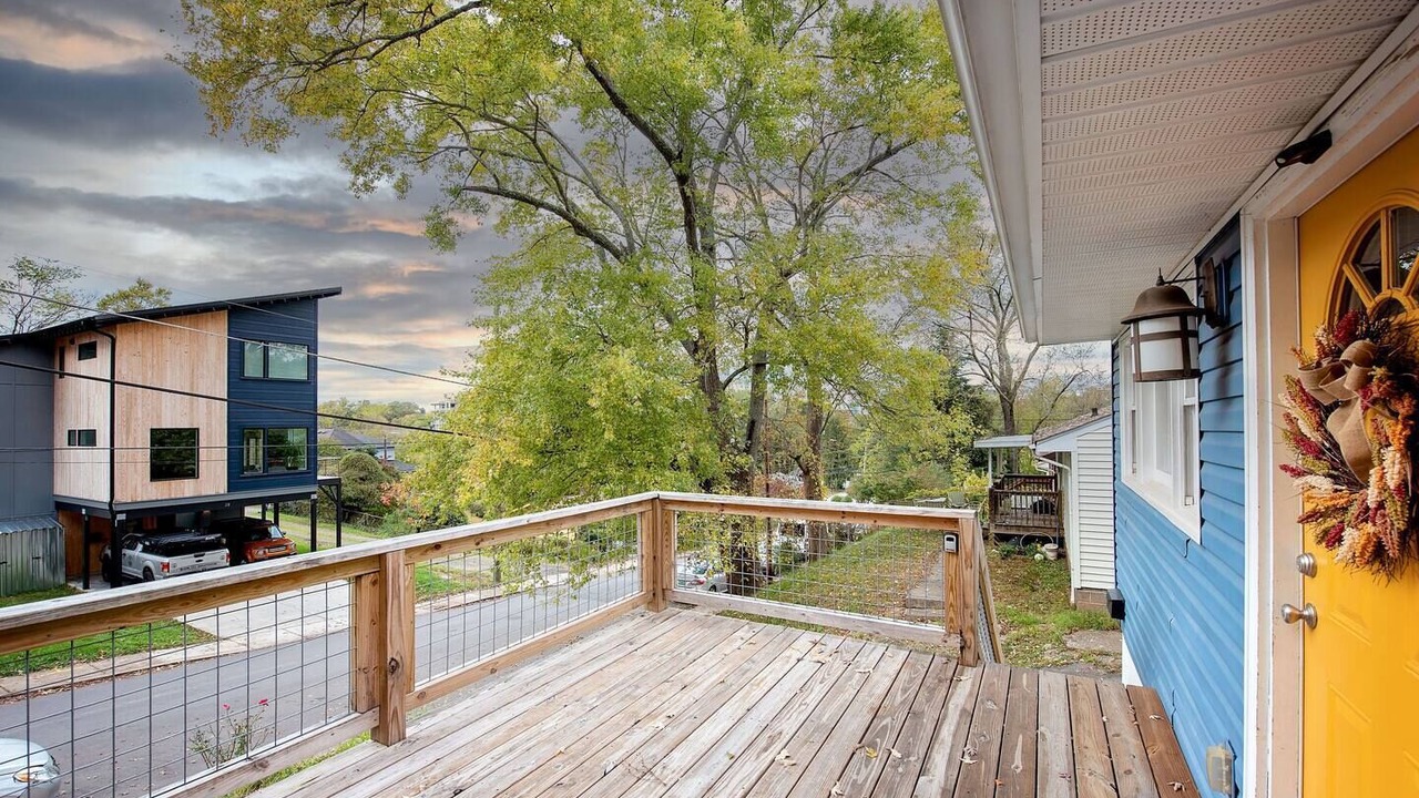 Photo of Outdoor in East End - Valley Street