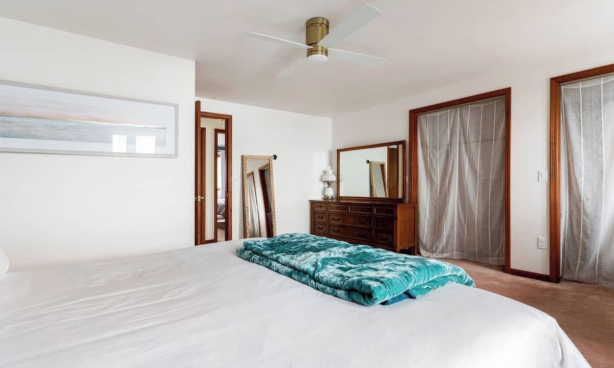 Photo of Bedroom in Lansing