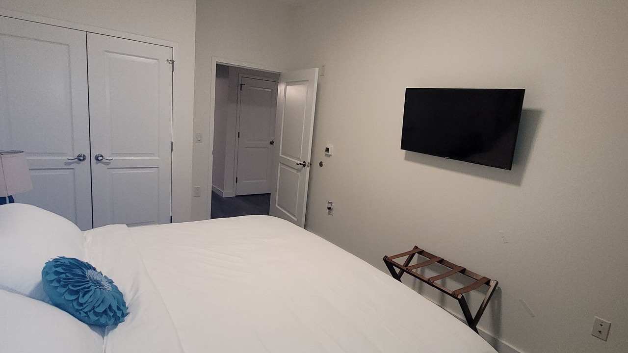 Photo of Bedroom in Bound Brook