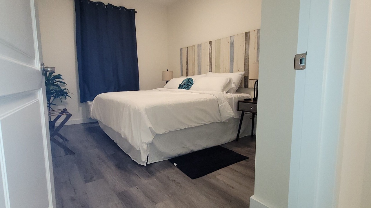 Photo of Bedroom in Bound Brook