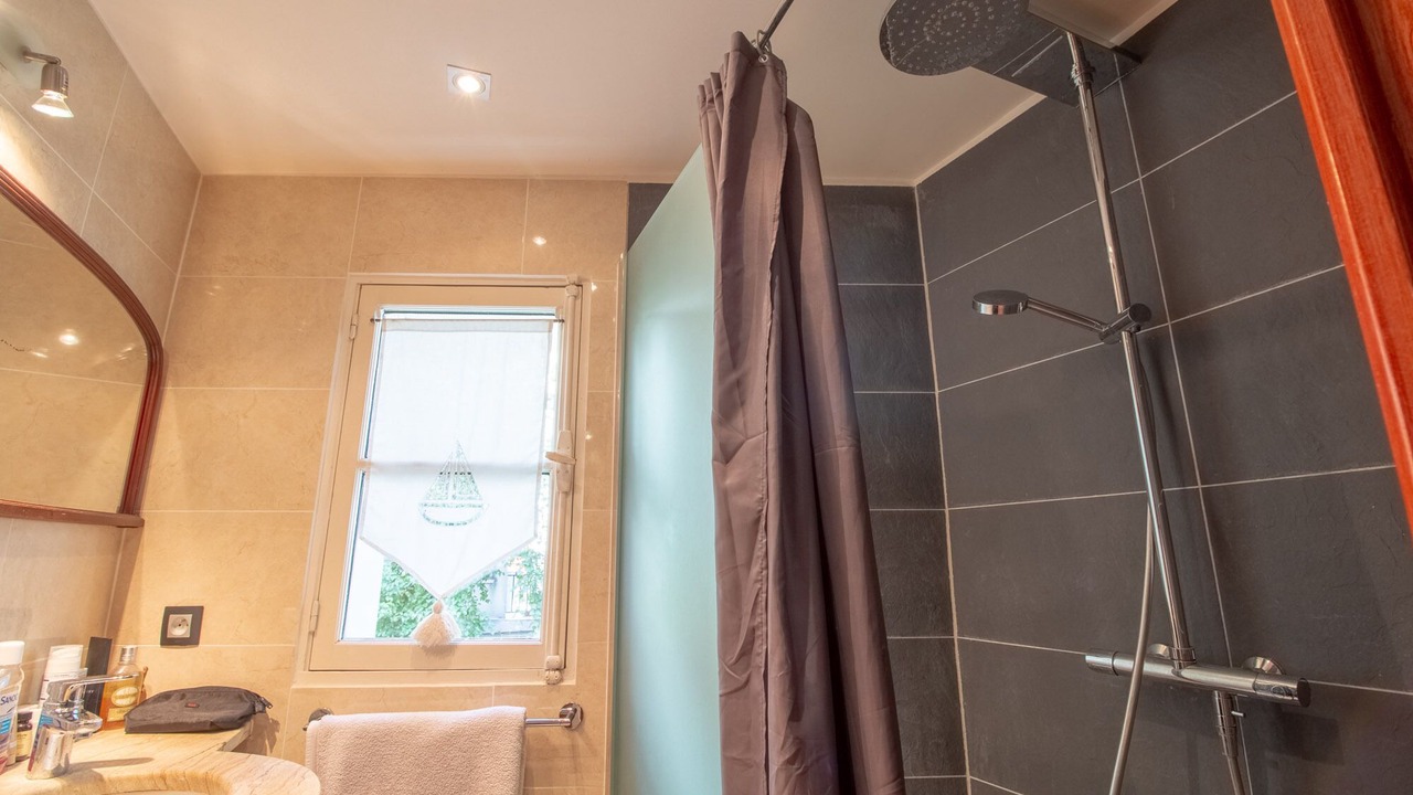 Photo of Bathroom in Quartier de Javel