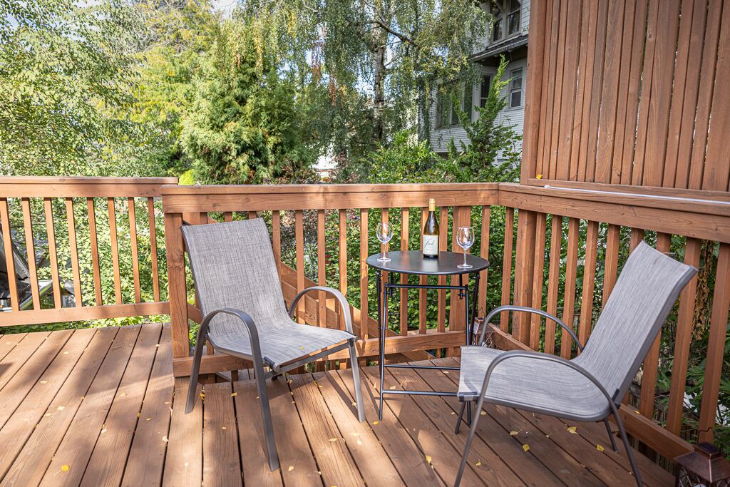 Photo of Outdoor in Overlook