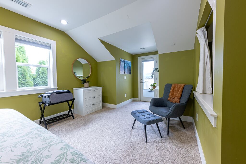Photo of Bedroom in Overlook