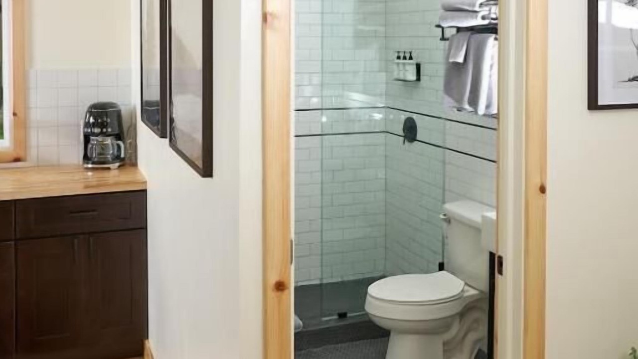Photo of Bathroom in Greentown