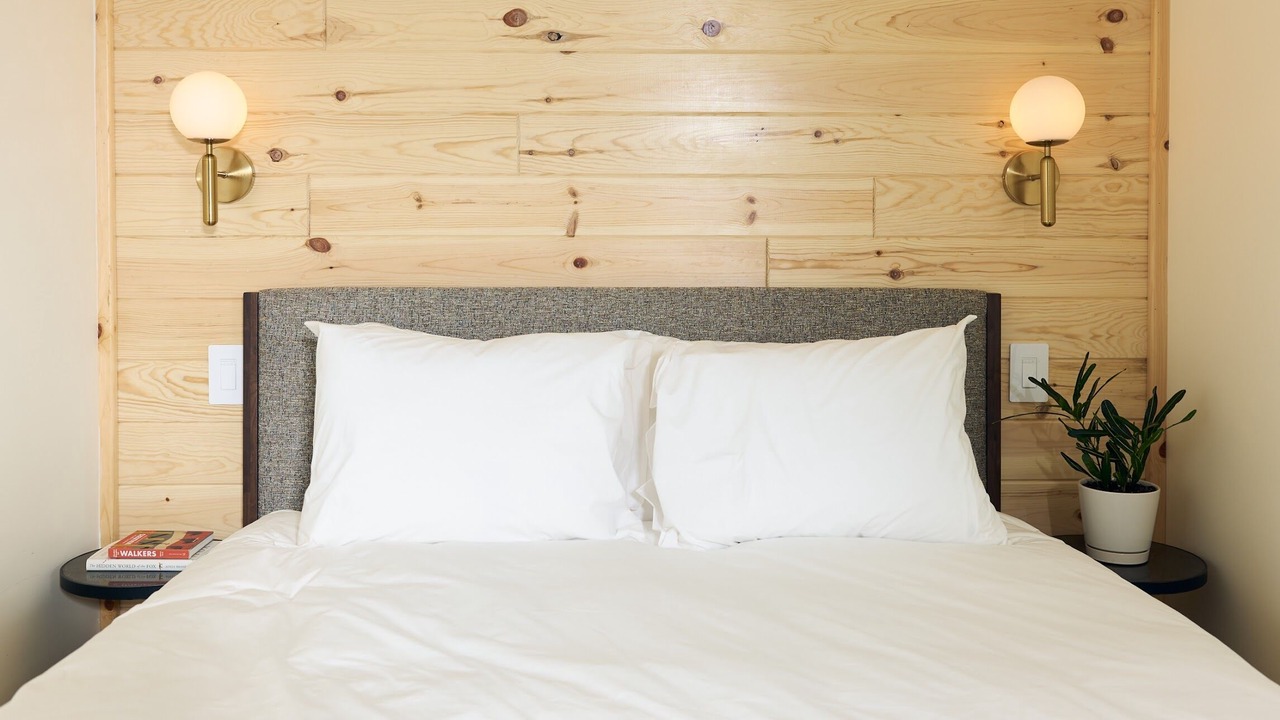 Photo of Bedroom in Greentown
