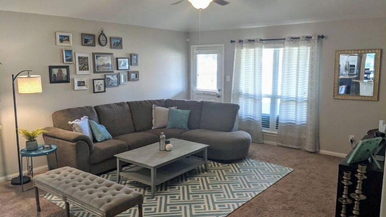 Photo of Livingroom in Central Southwest