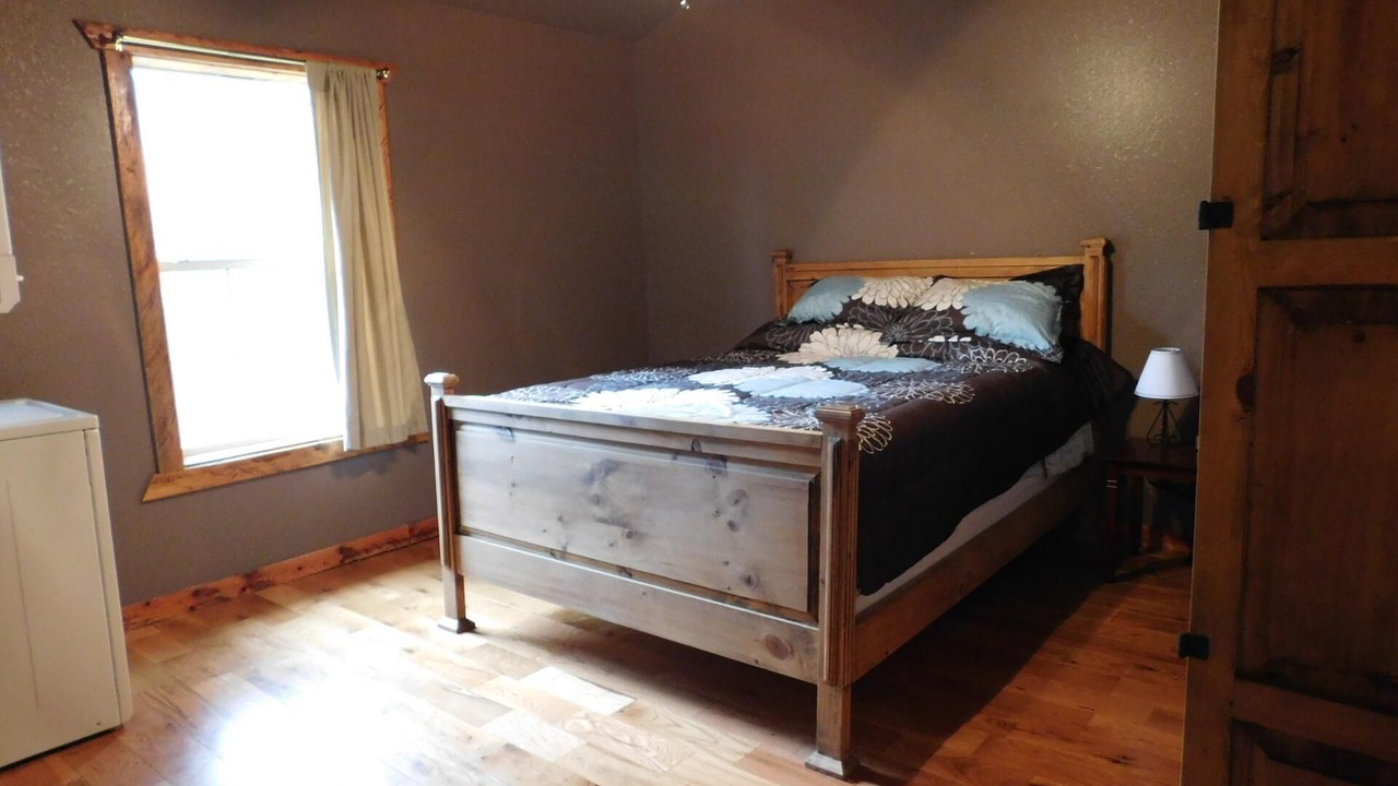 Photo of Bedroom in Cloudcroft